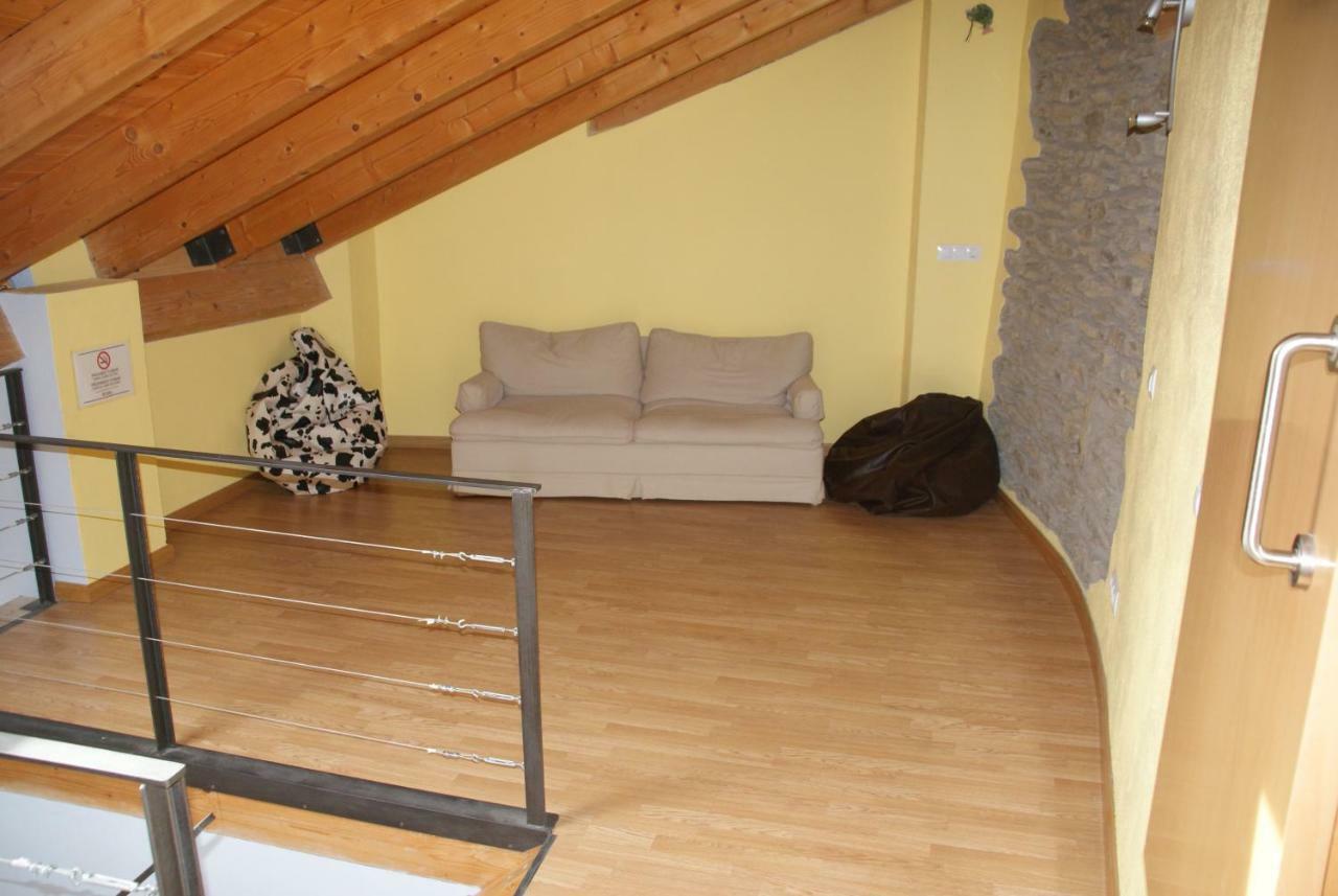 Refugi Casa Canelo Rodes Екстериор снимка