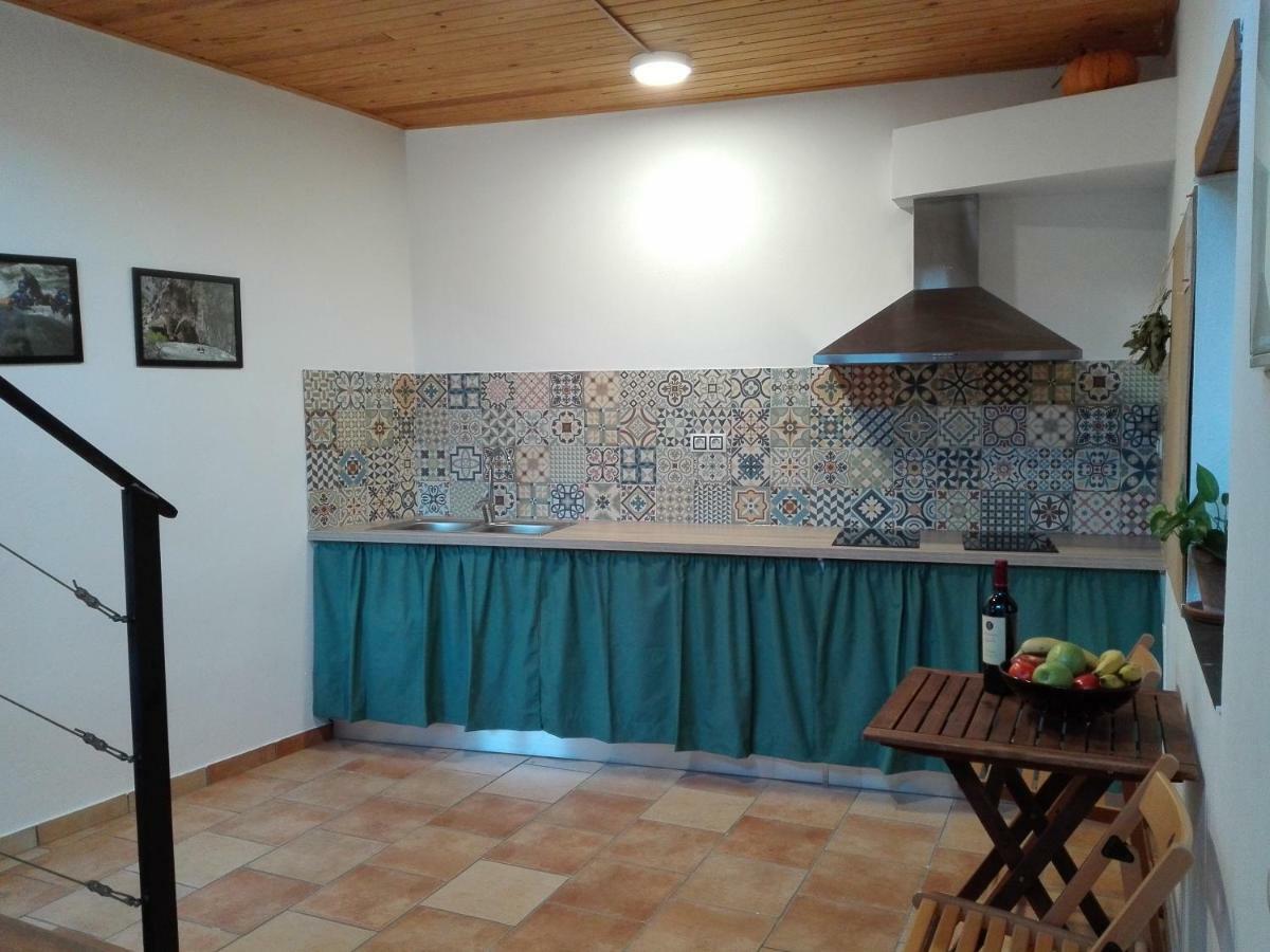 Refugi Casa Canelo Rodes Екстериор снимка